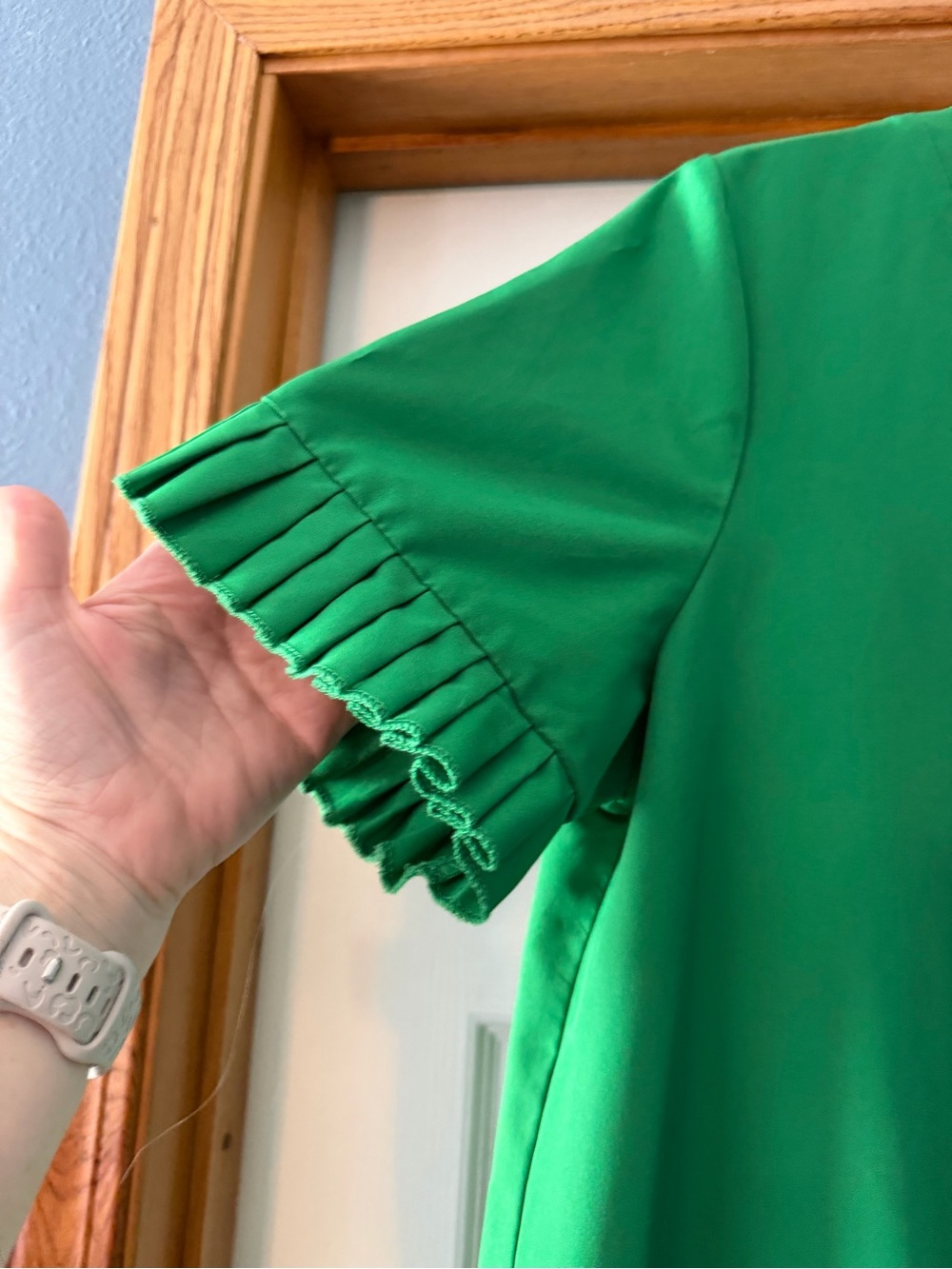 Women’s SHEIN Bright Green V-Neck Ruffle Hem Dress LARGE - Picture 5 of 5
